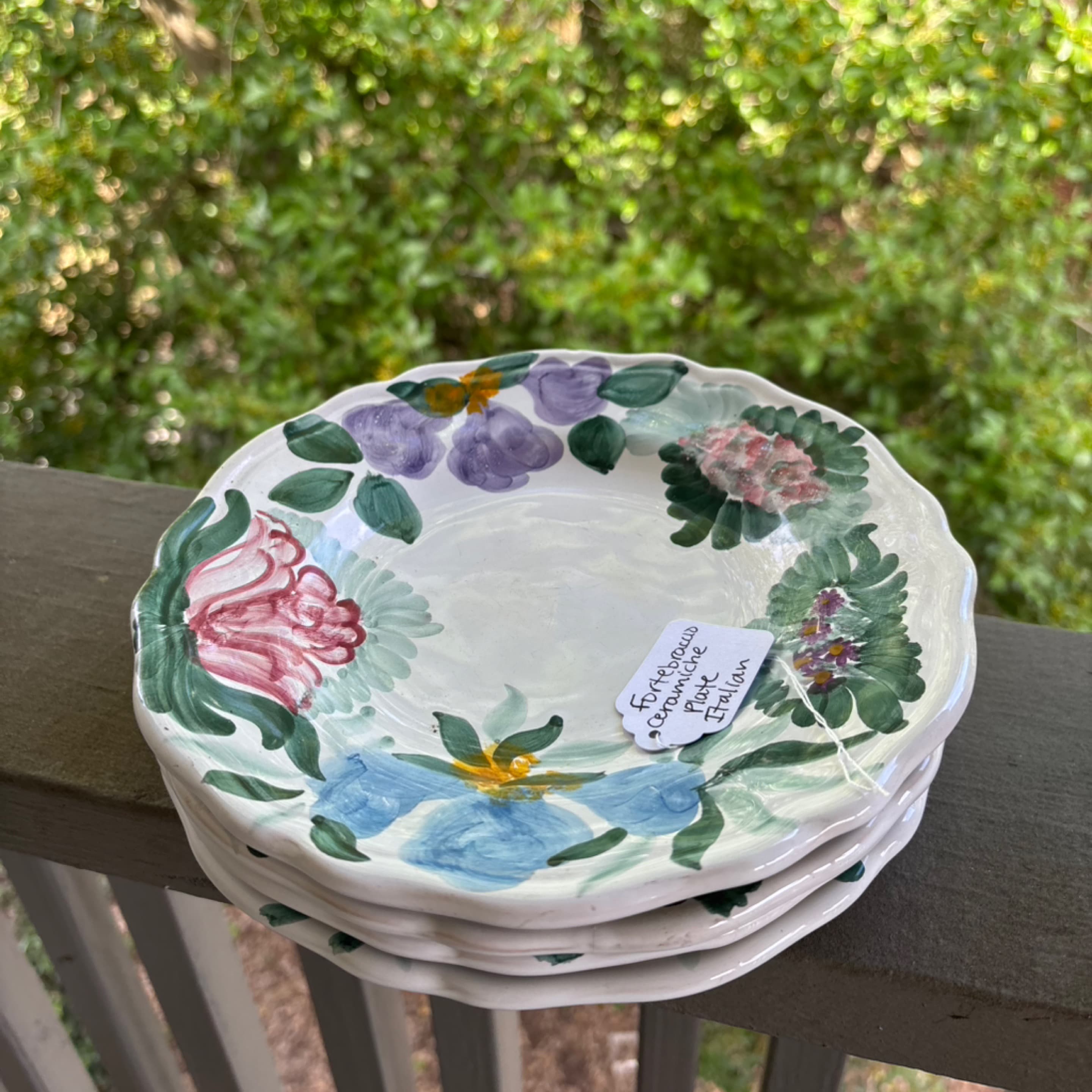 Medium floral plate