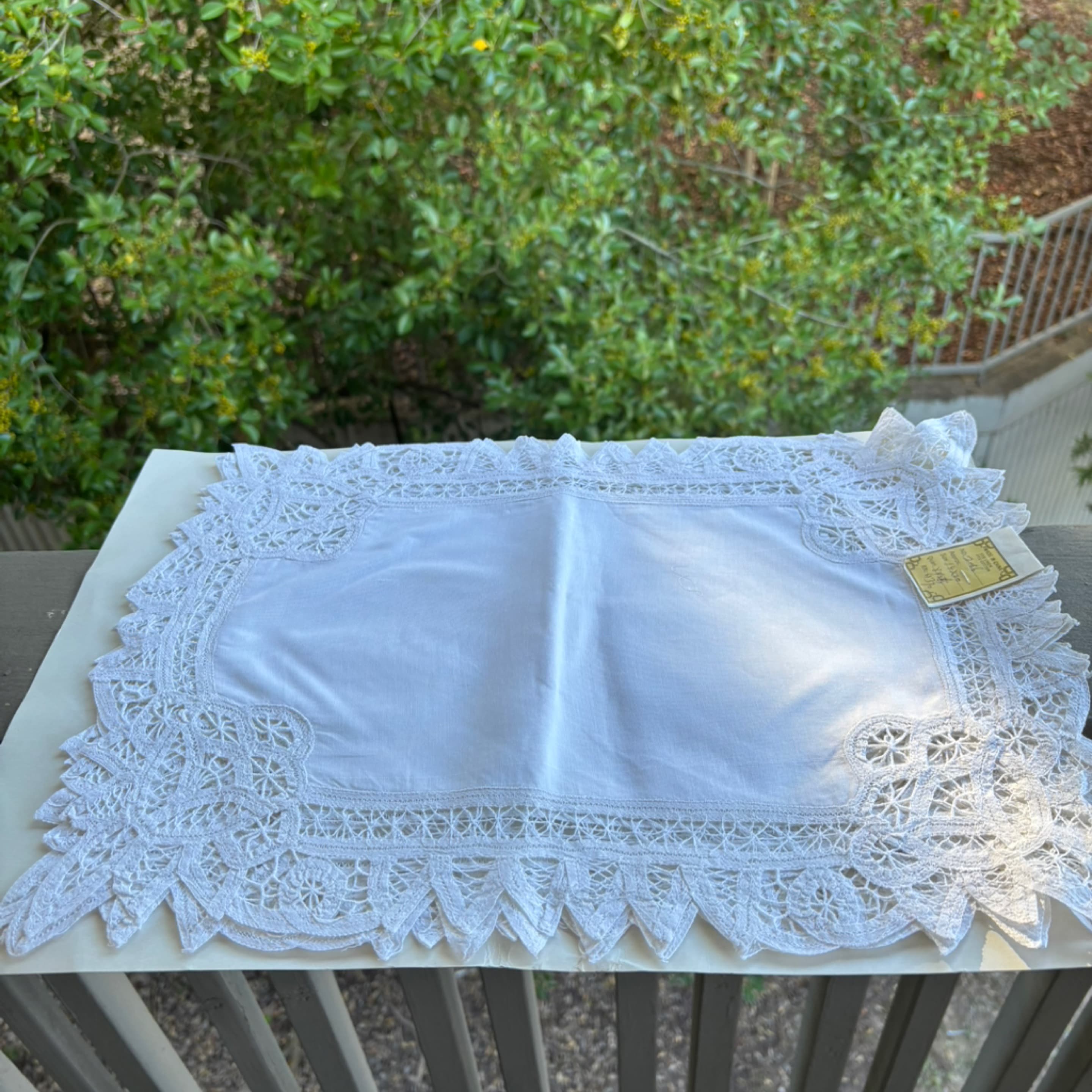 Lacy Placemats - set of 4